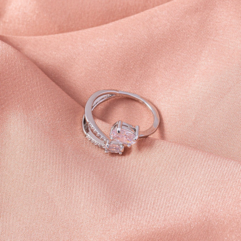 V-Shaped Oval Zircon Adjustable Ring